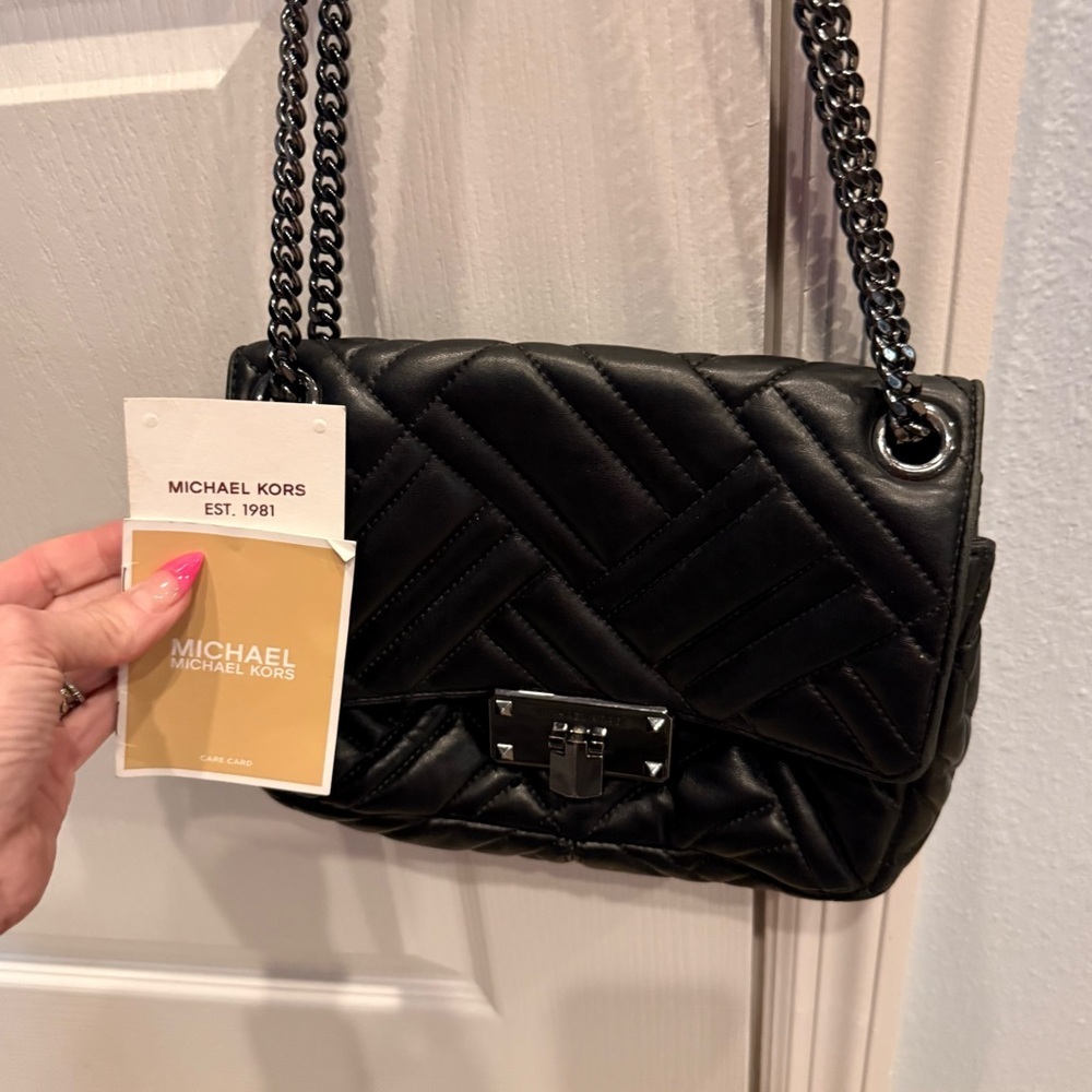 Michael Kors Black Peyton Shoulder Bag - Picture 2 of 7